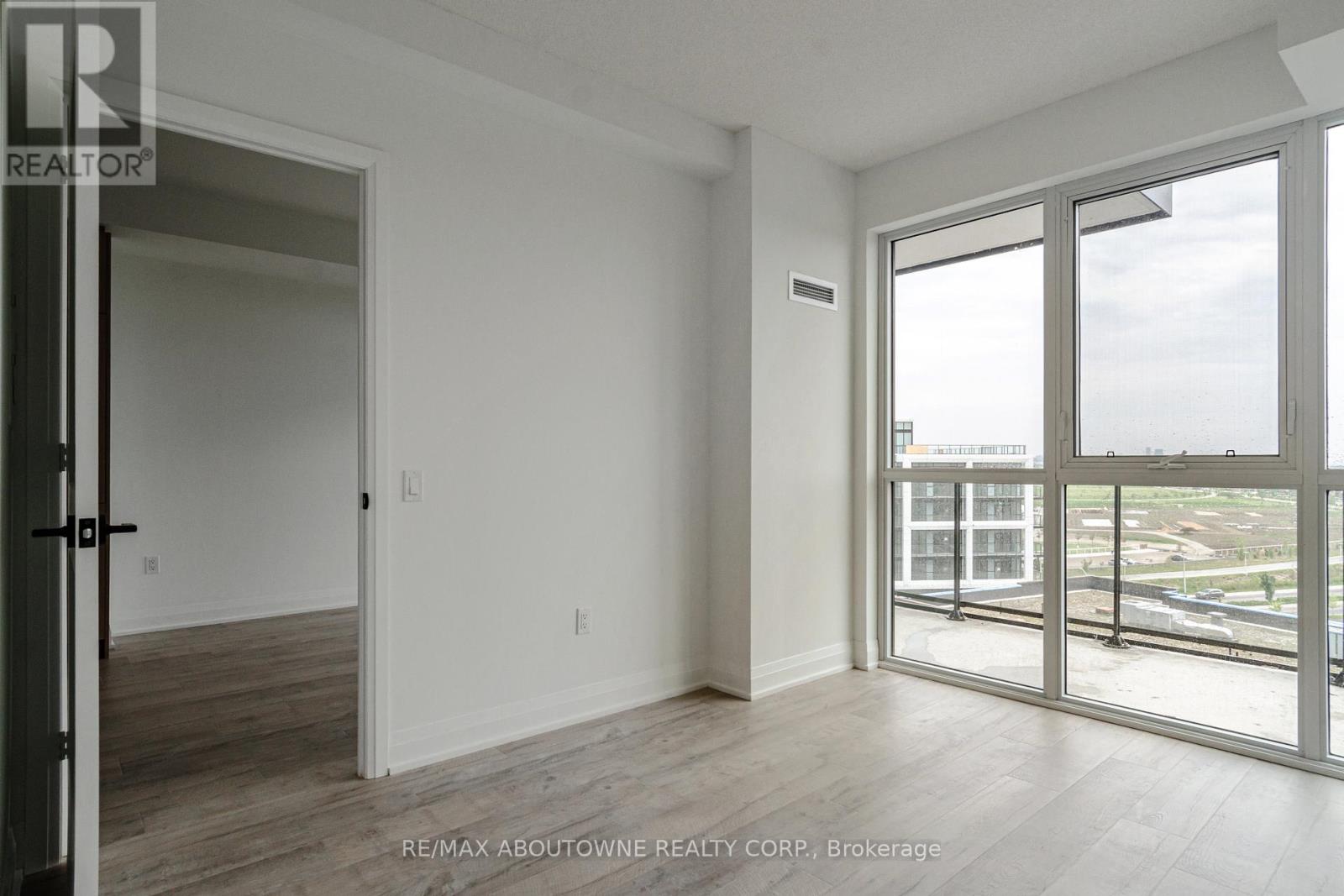 814 - 50 George Butchart Drive, Toronto, Ontario  M3K 0C9 - Photo 14 - W13083620