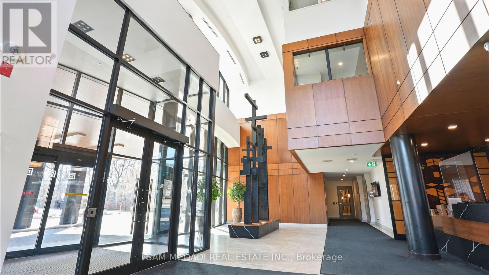 415 - 1575 Lakeshore Road W, Mississauga, Ontario  L5J 0B1 - Photo 3 - W13083626