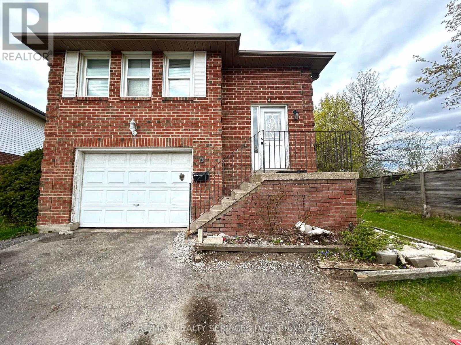 1 BRAIDWOOD LAKE ROAD, Brampton, Ontario