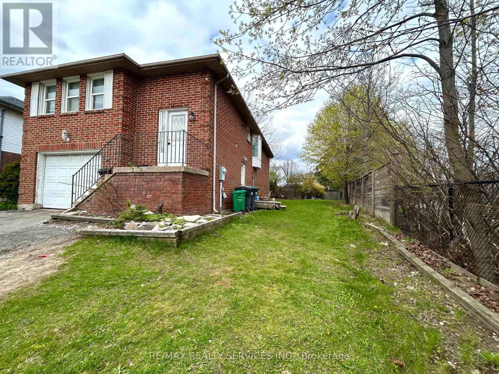1 Braidwood Lake Road, Brampton, Ontario  L6Z 2K1 - Photo 3 - W13083636