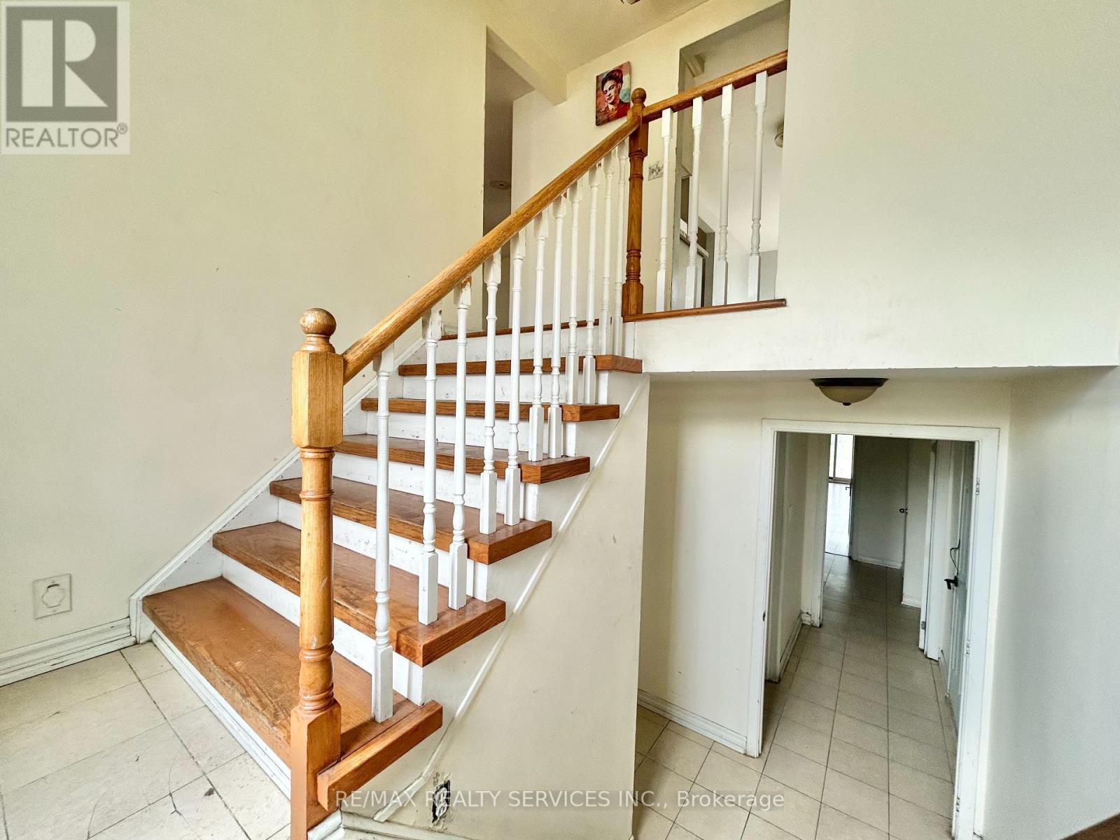 1 Braidwood Lake Road, Brampton, Ontario  L6Z 2K1 - Photo 4 - W13083636