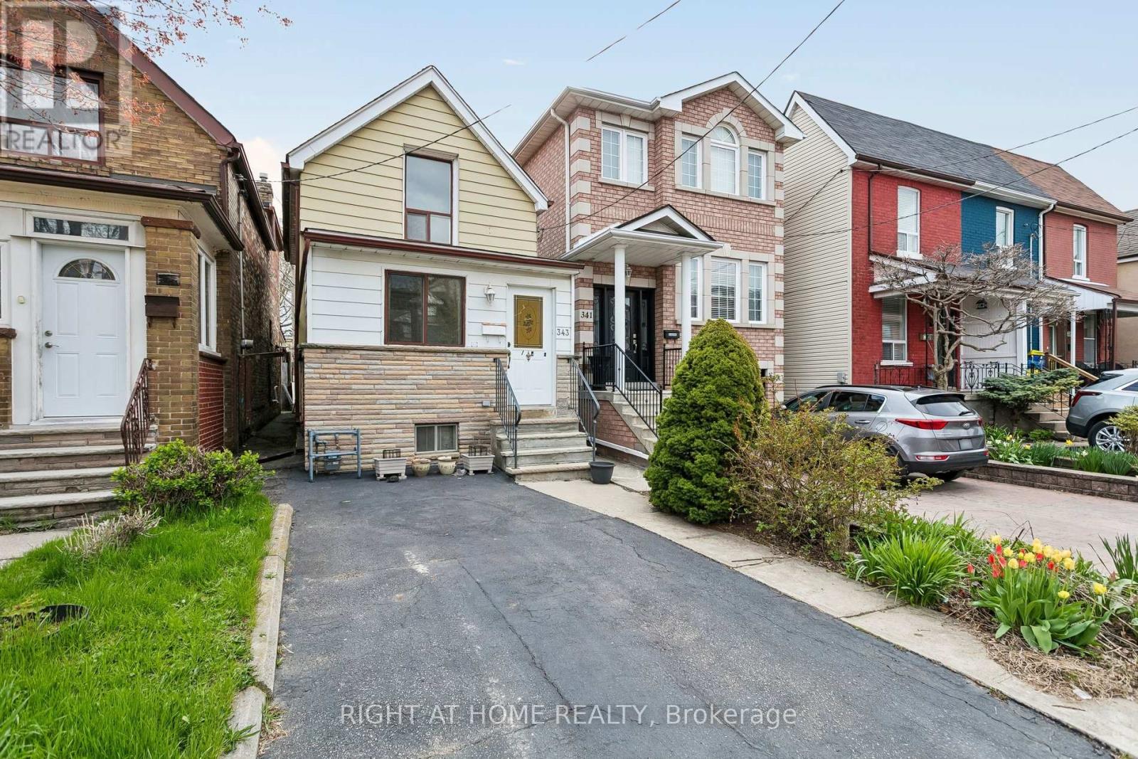 343 WESTMORELAND AVENUE N, Toronto, Ontario