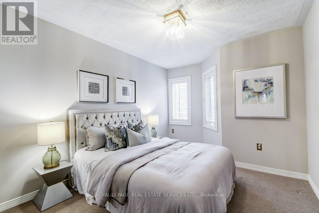 14 - 2103 Berwick Drive, Burlington, Ontario  L7M 4B7 - Photo 25 - W13083728