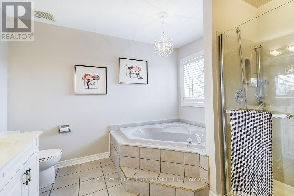 14 - 2103 Berwick Drive, Burlington, Ontario  L7M 4B7 - Photo 33 - W13083728