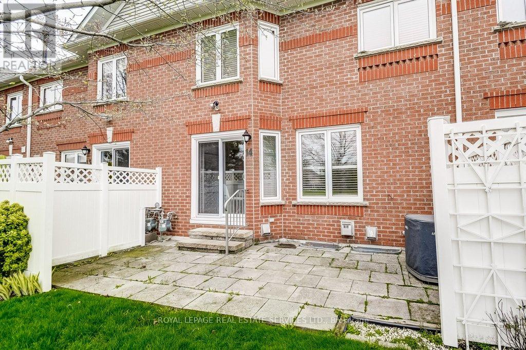 14 - 2103 Berwick Drive, Burlington, Ontario  L7M 4B7 - Photo 43 - W13083728