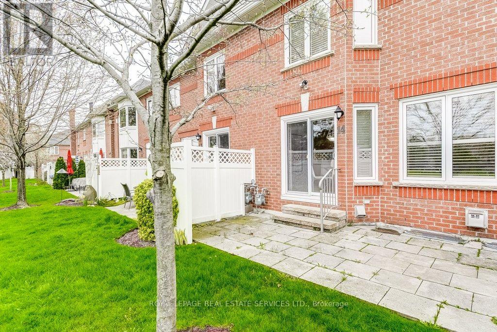 14 - 2103 Berwick Drive, Burlington, Ontario  L7M 4B7 - Photo 44 - W13083728