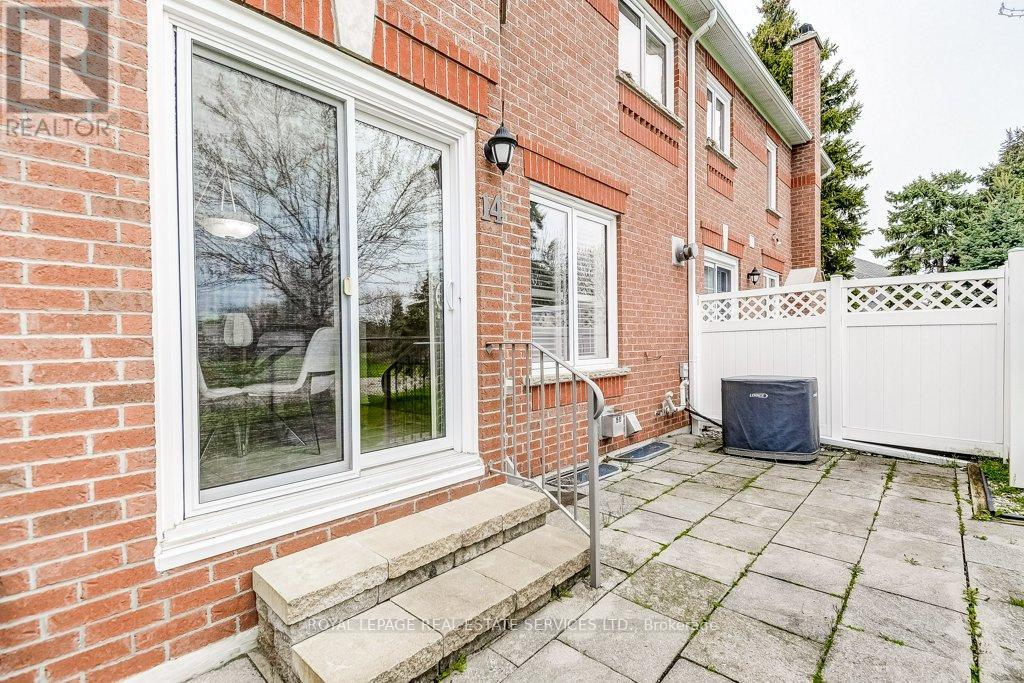 14 - 2103 Berwick Drive, Burlington, Ontario  L7M 4B7 - Photo 46 - W13083728
