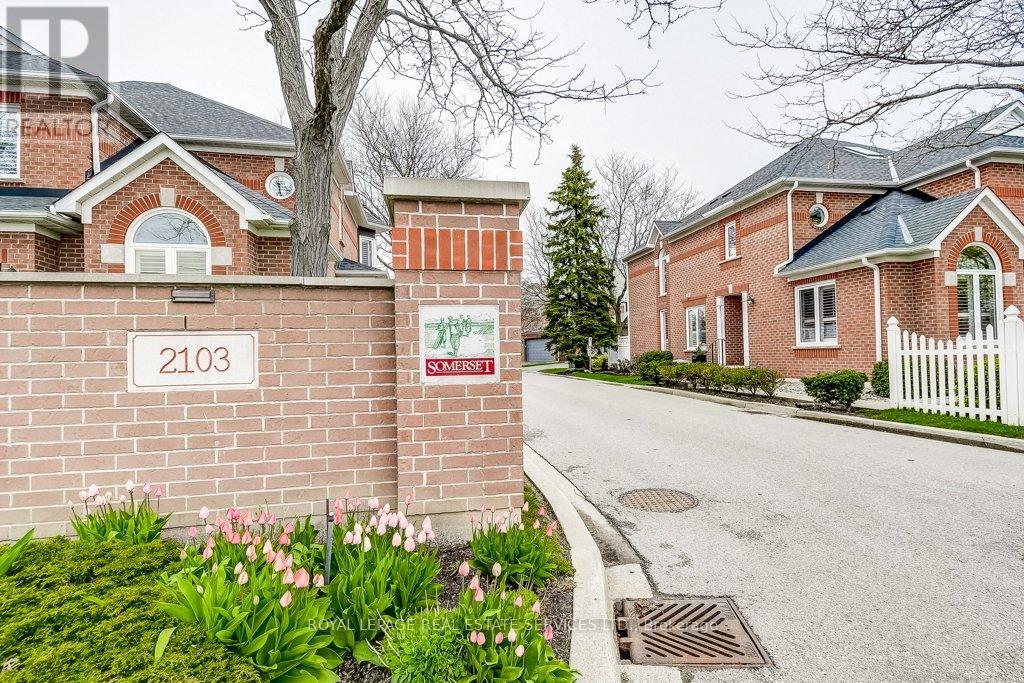 14 - 2103 Berwick Drive, Burlington, Ontario  L7M 4B7 - Photo 47 - W13083728