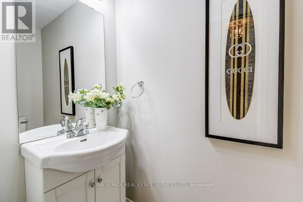 14 - 2103 Berwick Drive, Burlington, Ontario  L7M 4B7 - Photo 7 - W13083728