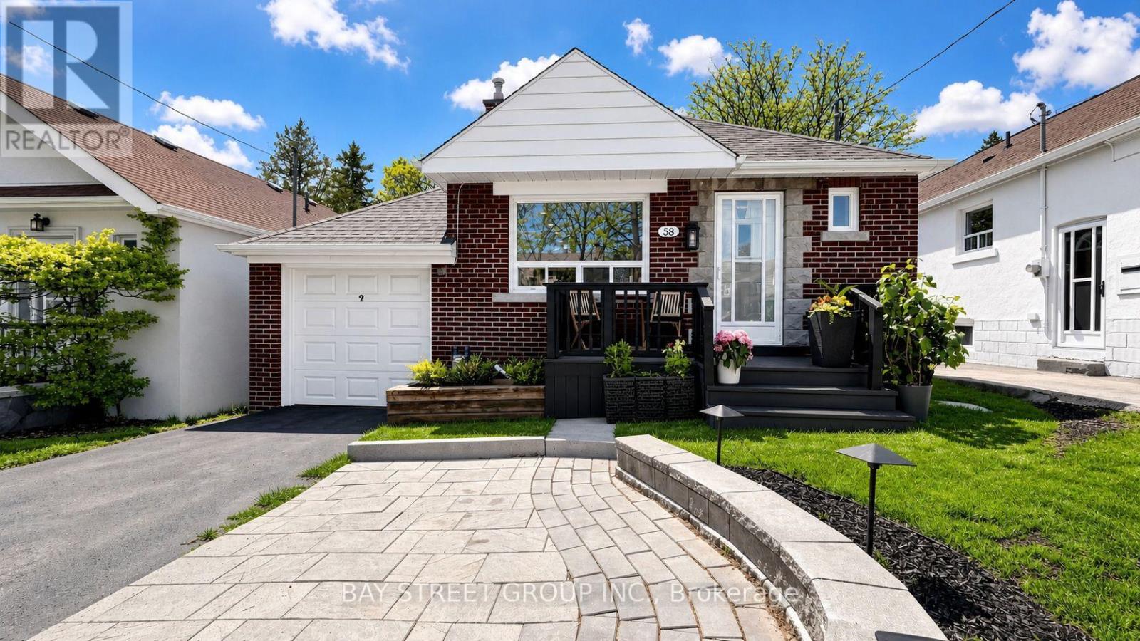 58 ALBERT AVENUE, Toronto, Ontario