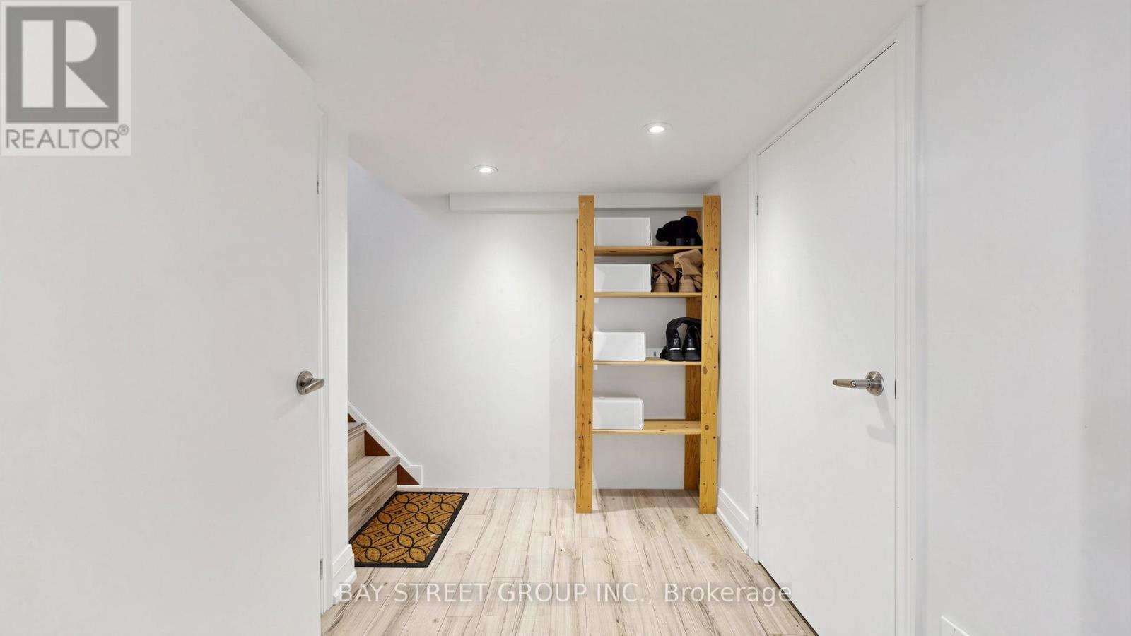 58 Albert Avenue, Toronto, Ontario  M8V 2L7 - Photo 17 - W13083752