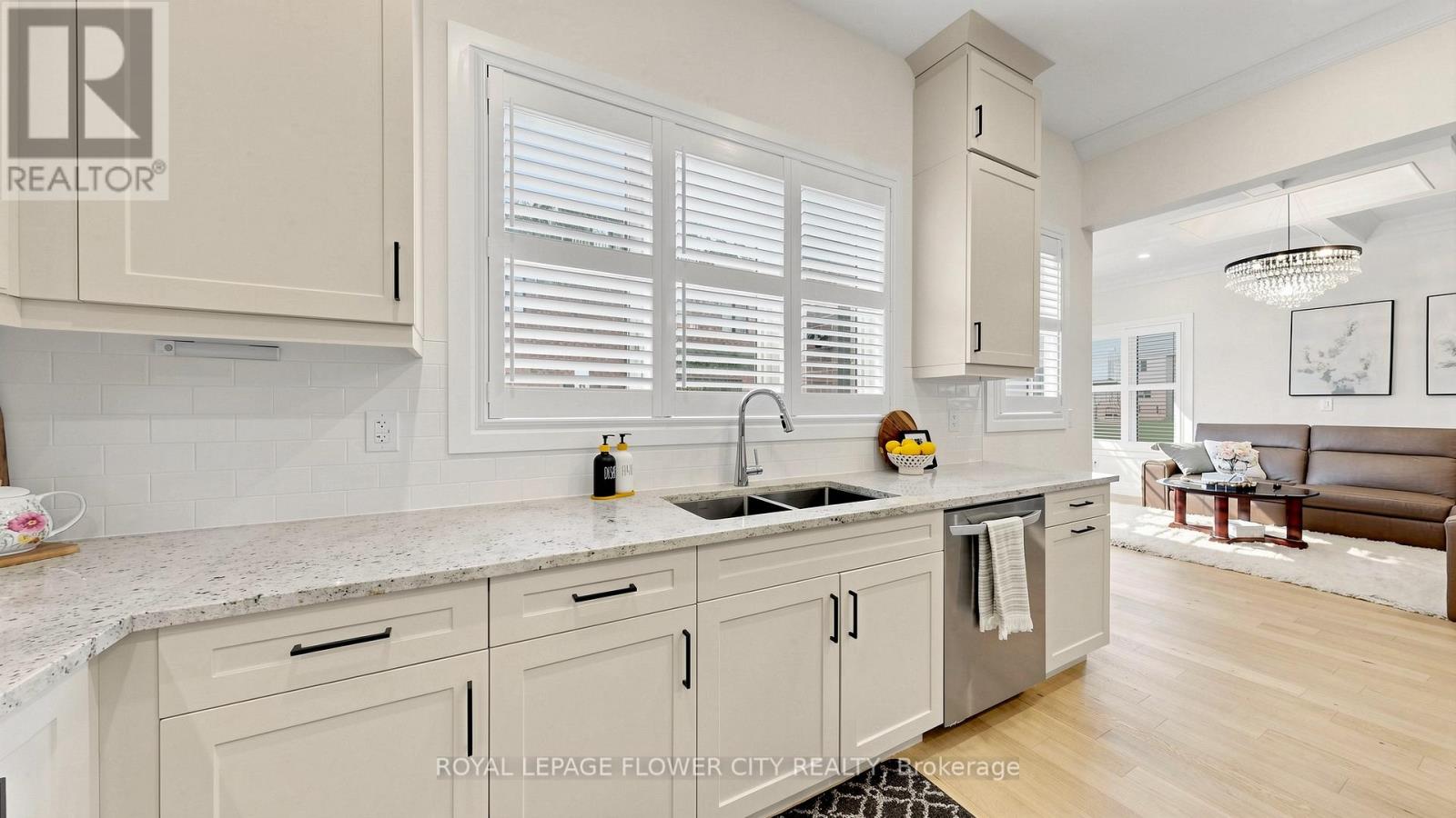 80 Bezel Lane, Oakville, Ontario  L6M 4K1 - Photo 10 - W13083800