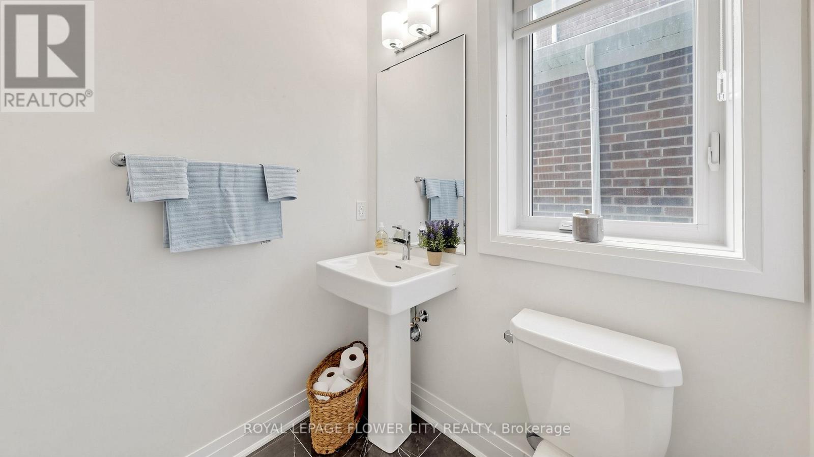 80 Bezel Lane, Oakville, Ontario  L6M 4K1 - Photo 13 - W13083800