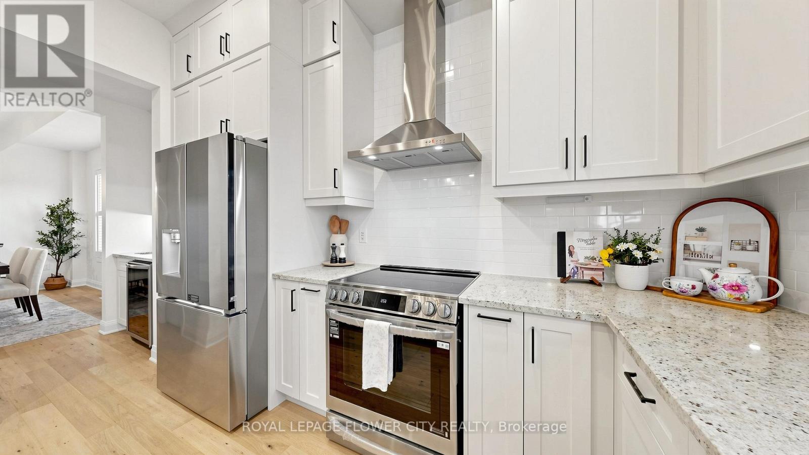 80 Bezel Lane, Oakville, Ontario  L6M 4K1 - Photo 9 - W13083800