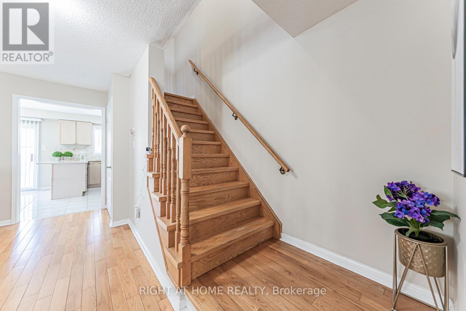 604 Summer Park Crescent, Mississauga, Ontario  L5B 4E9 - Photo 14 - W13083830