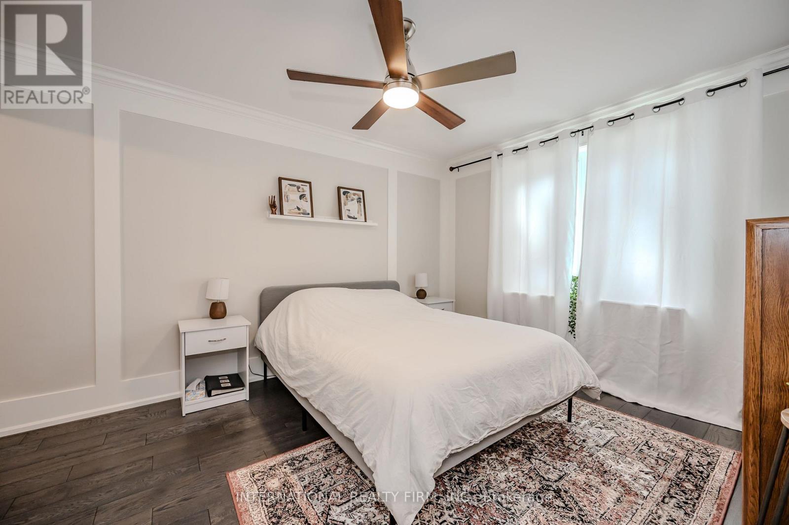 76 Thirty Fifth Street, Toronto, Ontario  M8W 3K4 - Photo 10 - W13083836