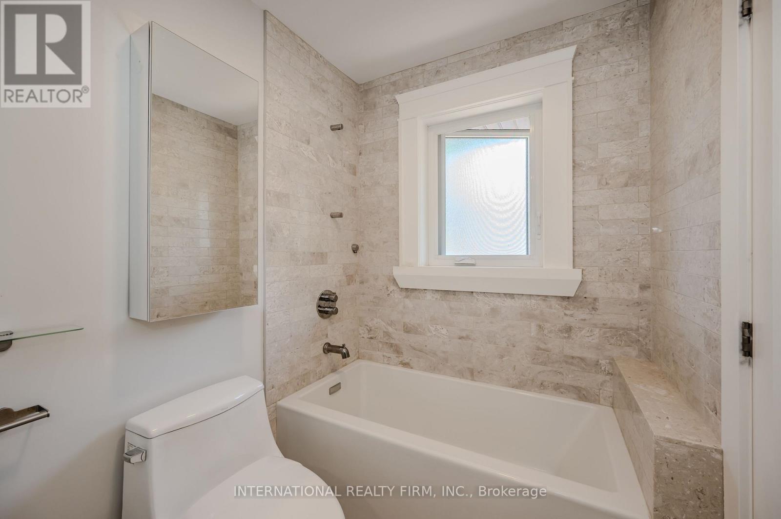 76 Thirty Fifth Street, Toronto, Ontario  M8W 3K4 - Photo 28 - W13083836