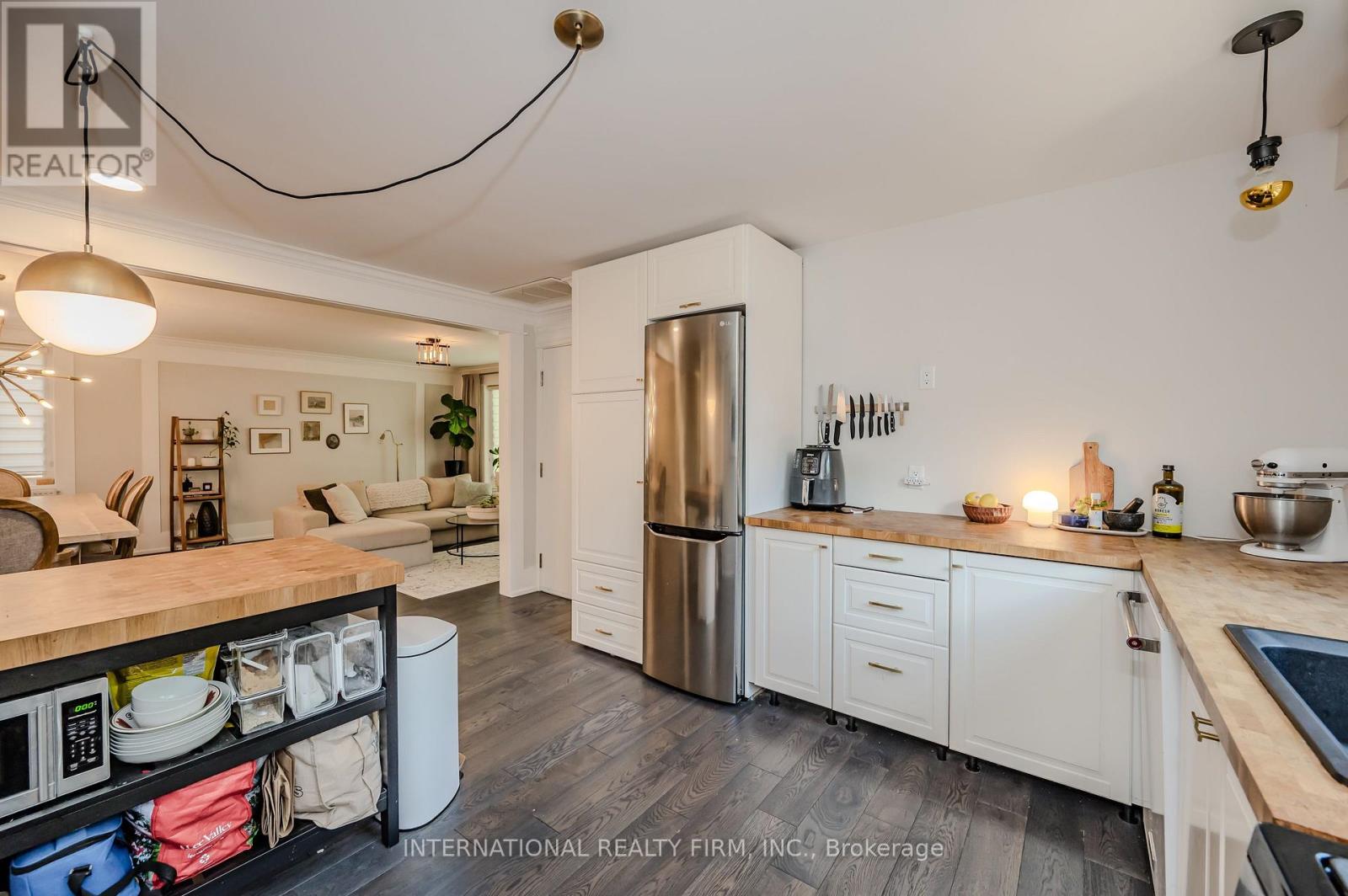 76 Thirty Fifth Street, Toronto, Ontario  M8W 3K4 - Photo 7 - W13083836