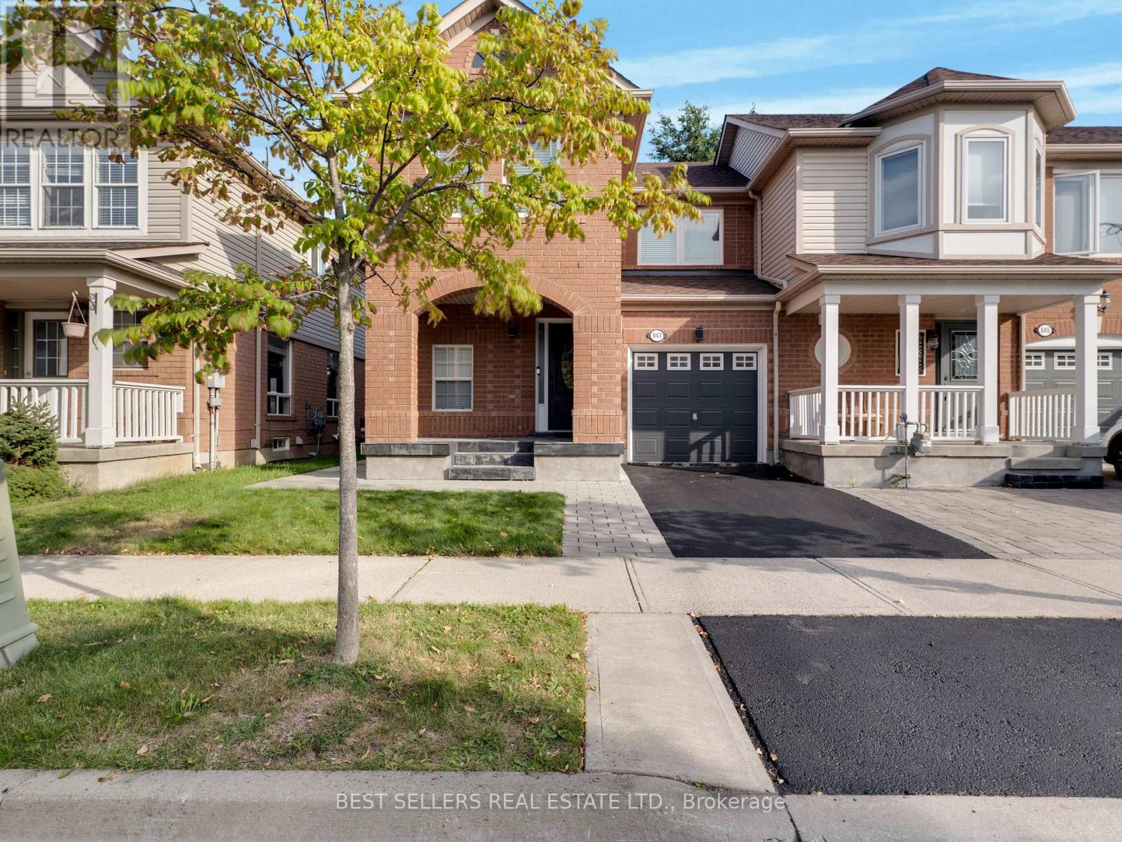 643 Porter Way, Milton, Ontario  L9T 5W2 - Photo 3 - W13083912