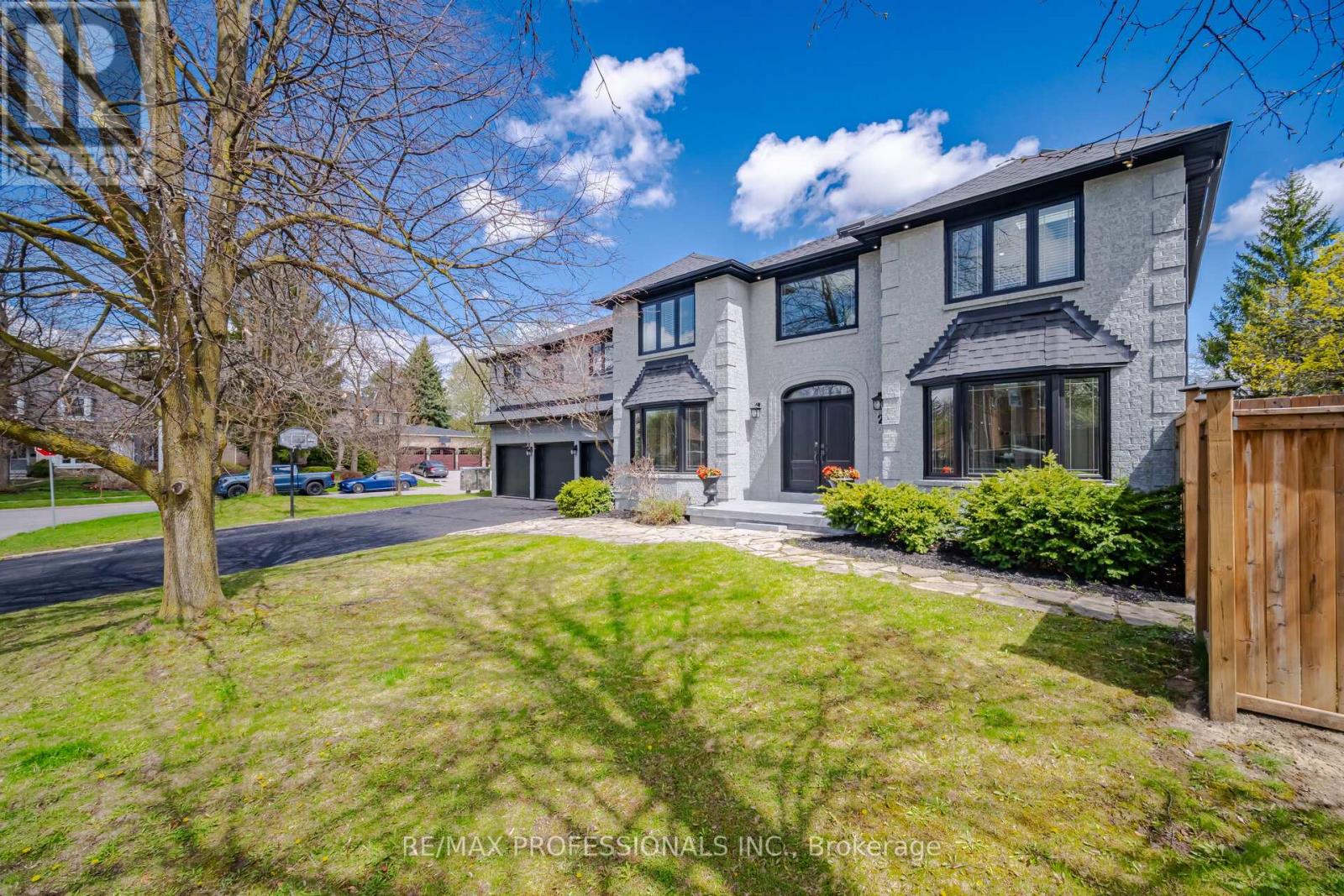 2 Enchangted Court, Brampton, Ontario  L6Z 3M9 - Photo 4 - W13083934