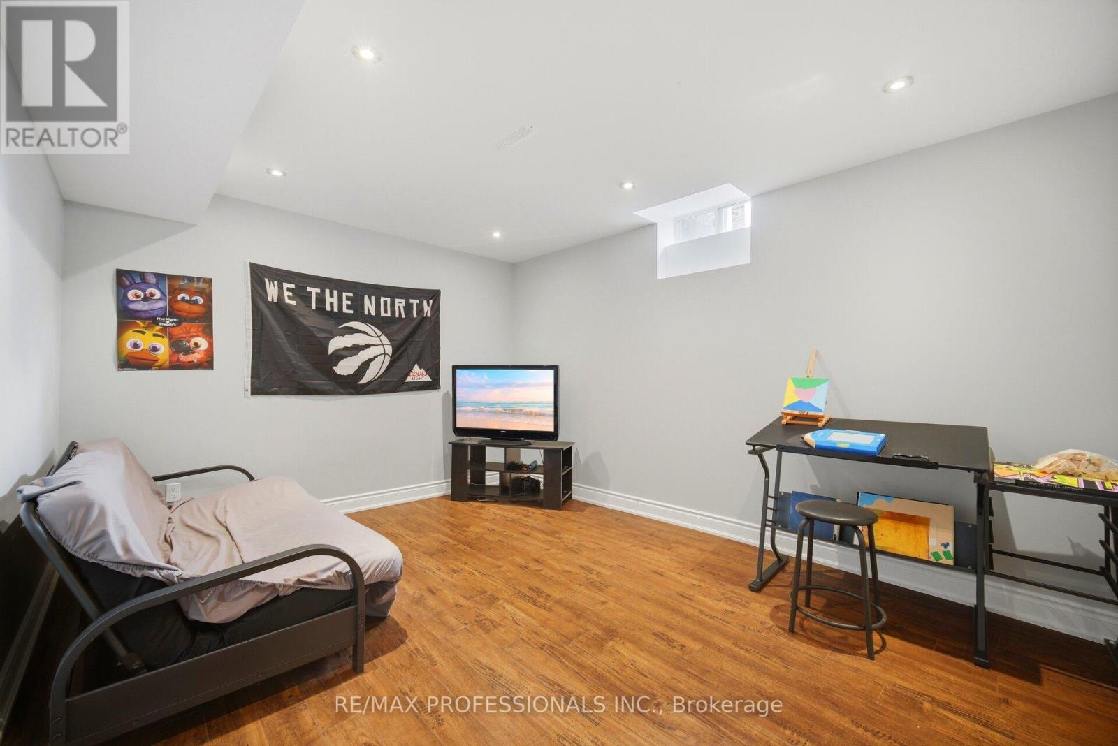2 Enchangted Court, Brampton, Ontario  L6Z 3M9 - Photo 43 - W13083934