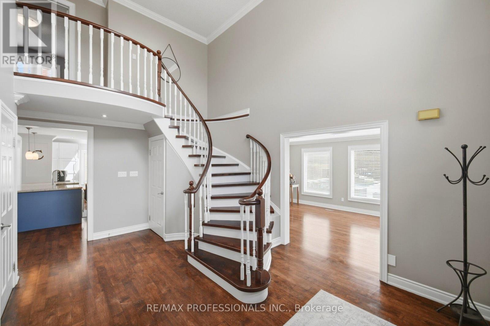 2 Enchangted Court, Brampton, Ontario  L6Z 3M9 - Photo 6 - W13083934