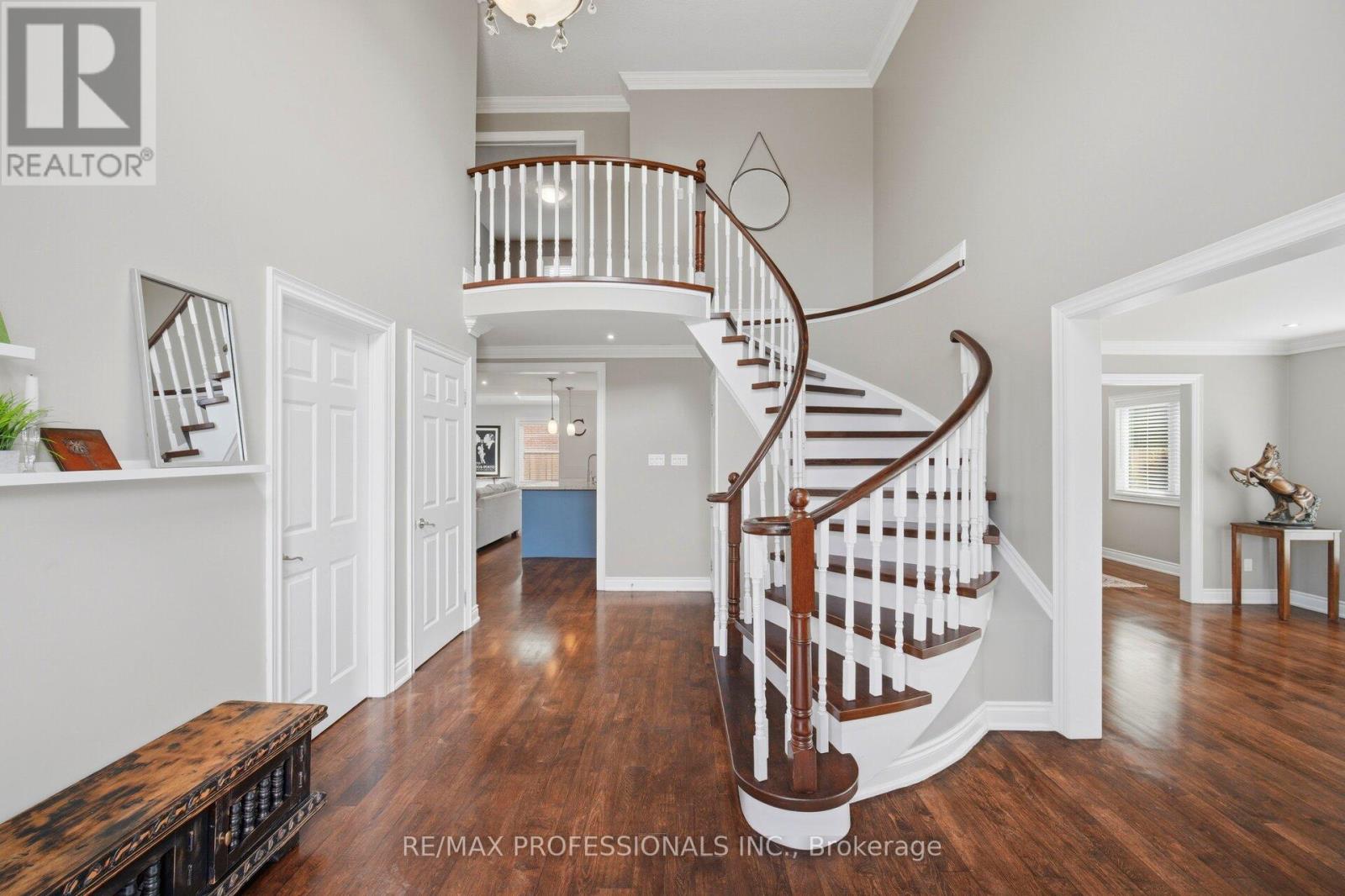 2 Enchangted Court, Brampton, Ontario  L6Z 3M9 - Photo 7 - W13083934