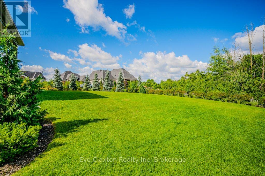 161 Heritage Lake Drive, Puslinch, Ontario  N0B 2J0 - Photo 37 - X12925524