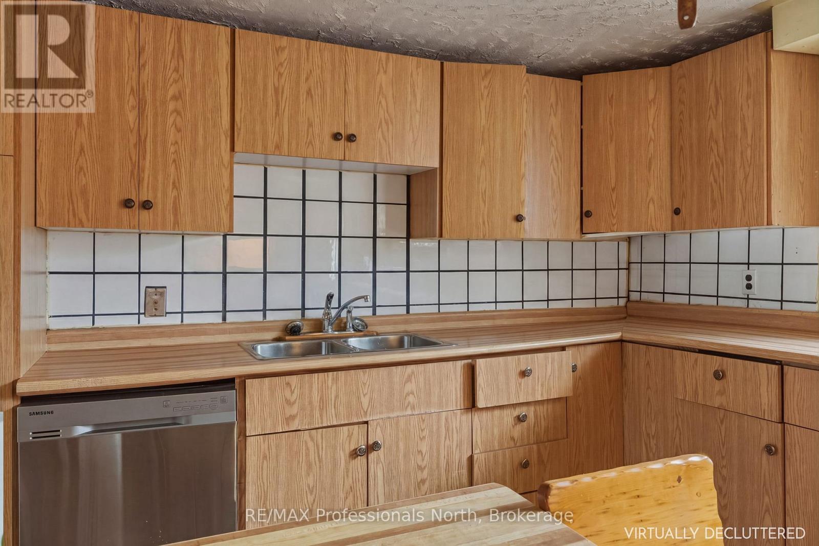 1056 Kirk Line W, Bracebridge, Ontario  P1L 1W9 - Photo 19 - X13073948