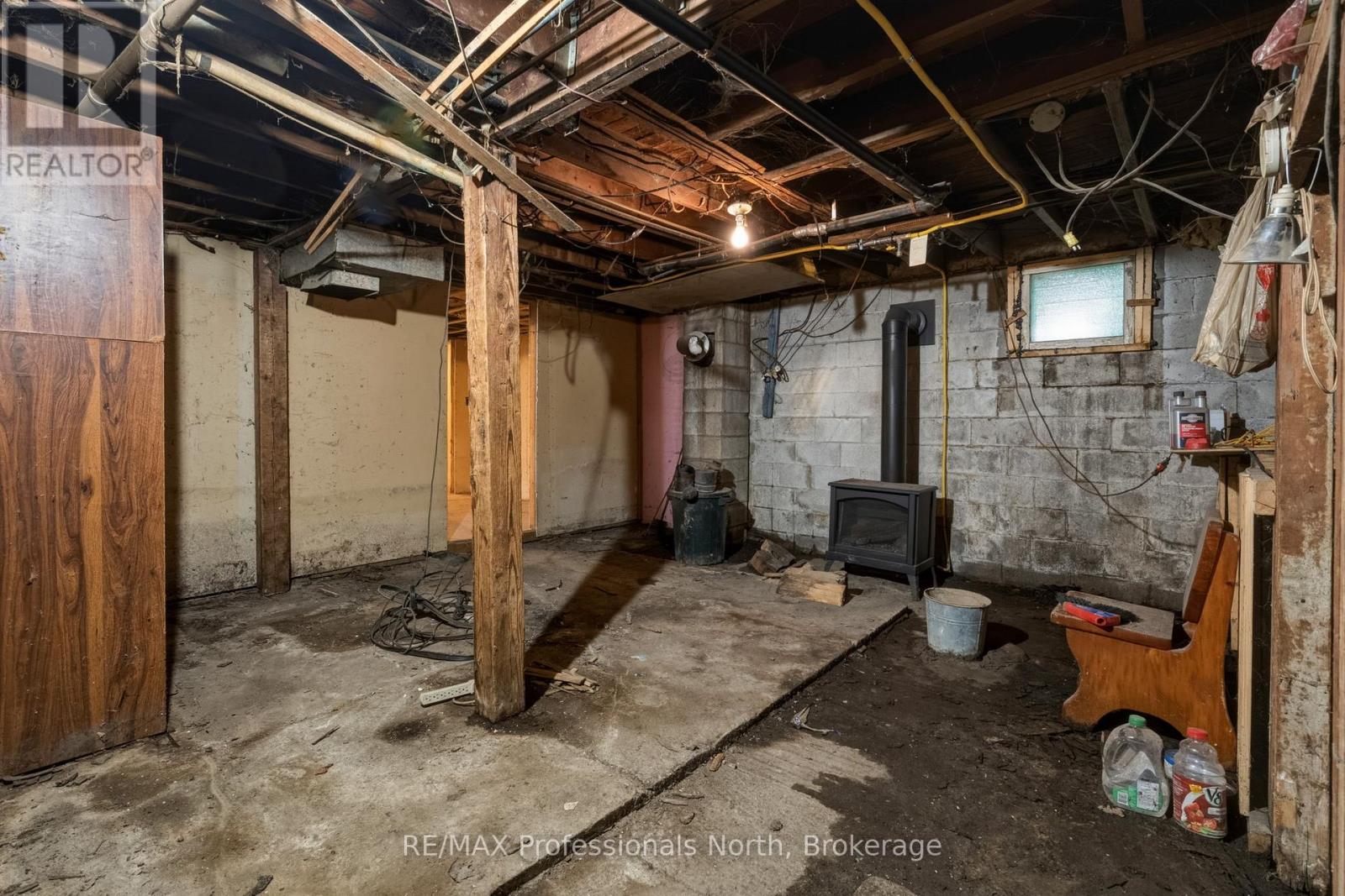 1056 Kirk Line W, Bracebridge, Ontario  P1L 1W9 - Photo 34 - X13073948