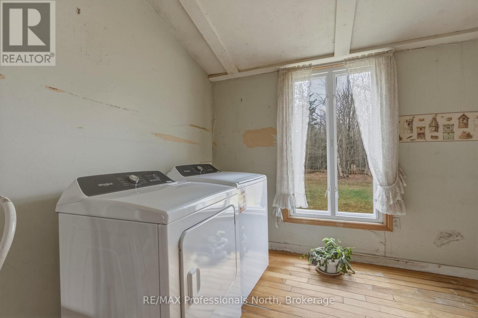 1056 Kirk Line W, Bracebridge, Ontario  P1L 1W9 - Photo 16 - X13073948