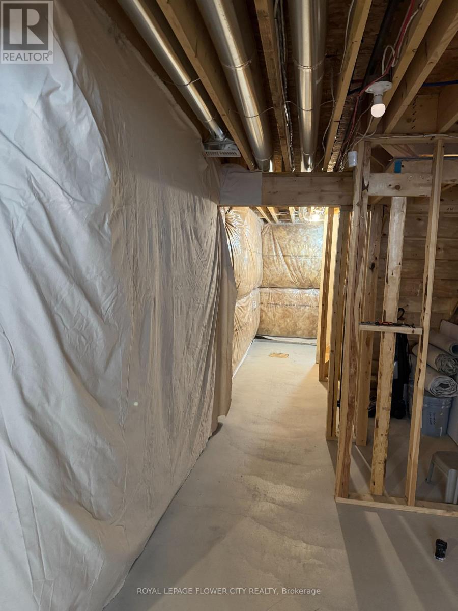 24 Sycamore Street, Welland, Ontario  L3C 0H8 - Photo 28 - X13083642