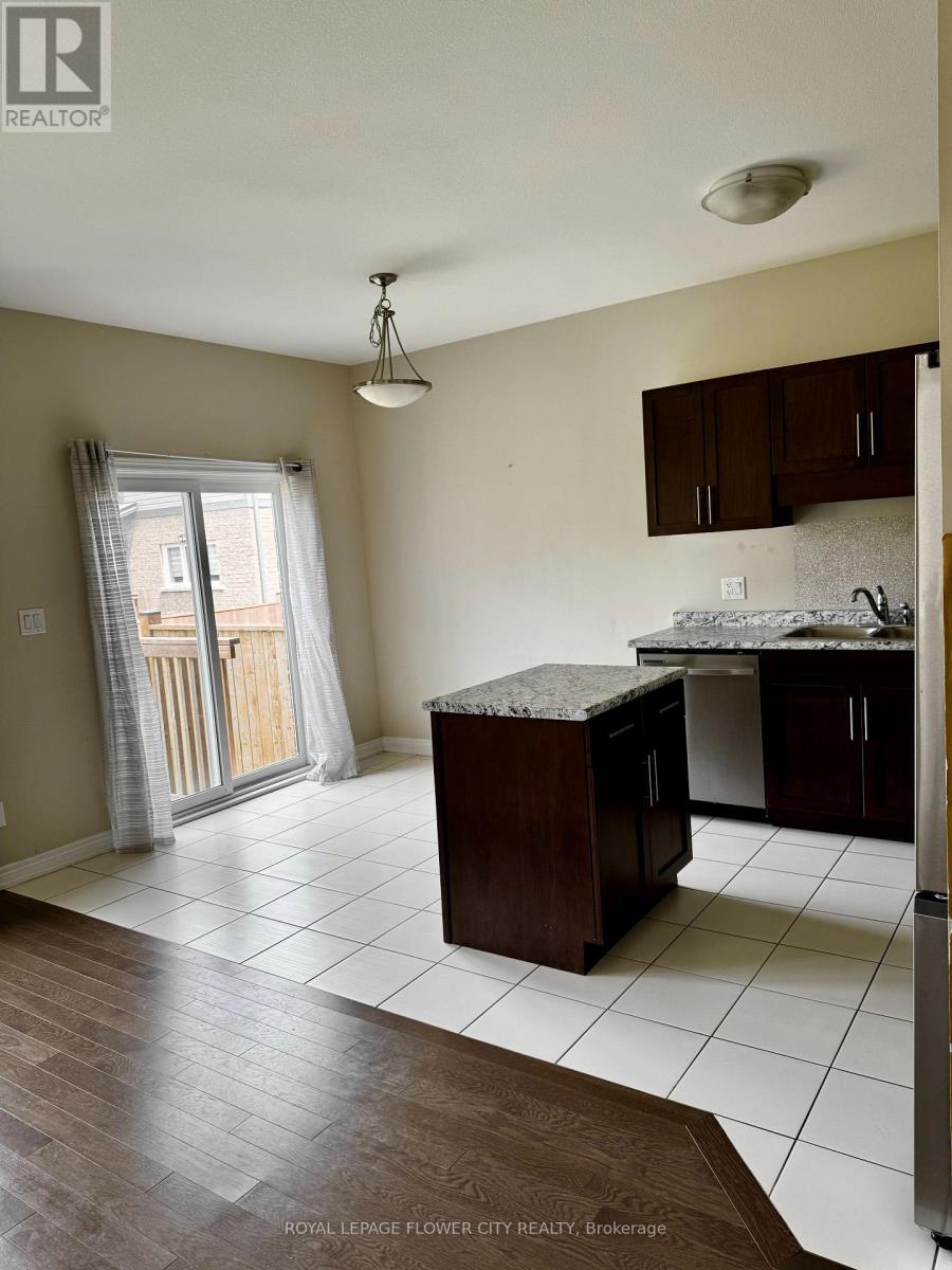 24 Sycamore Street, Welland, Ontario  L3C 0H8 - Photo 8 - X13083642