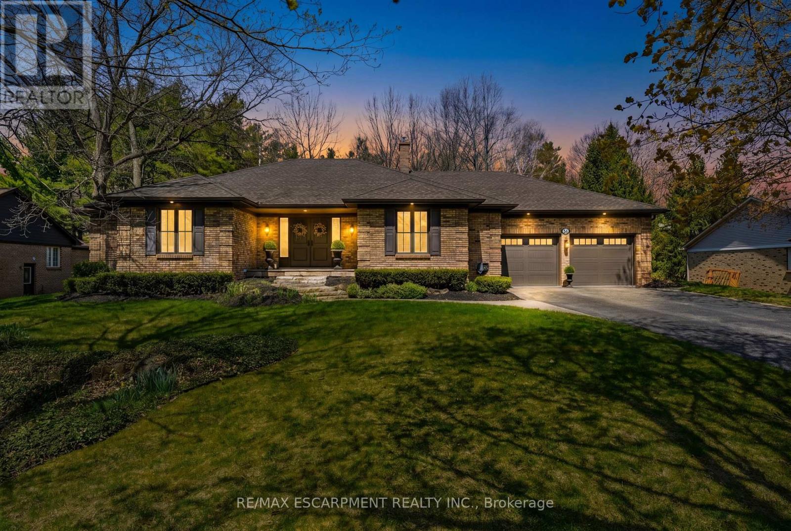 54 ACREDALE DRIVE, Hamilton, Ontario
