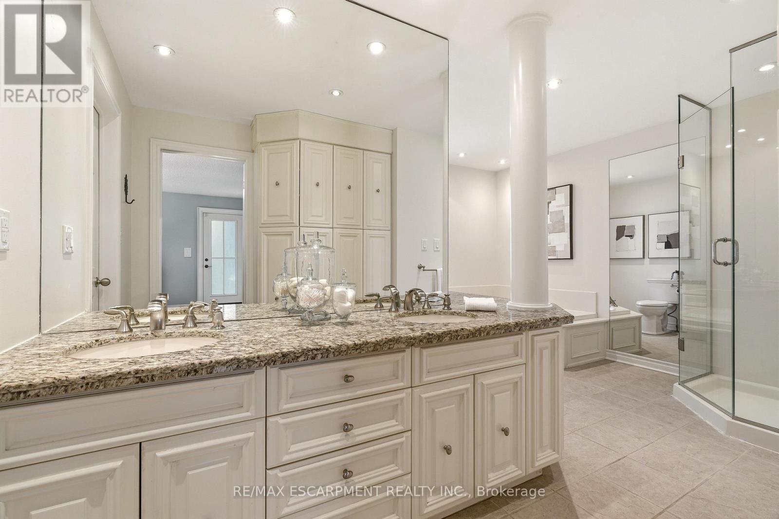 54 Acredale Drive, Hamilton, Ontario  L0R 1H0 - Photo 17 - X13083664