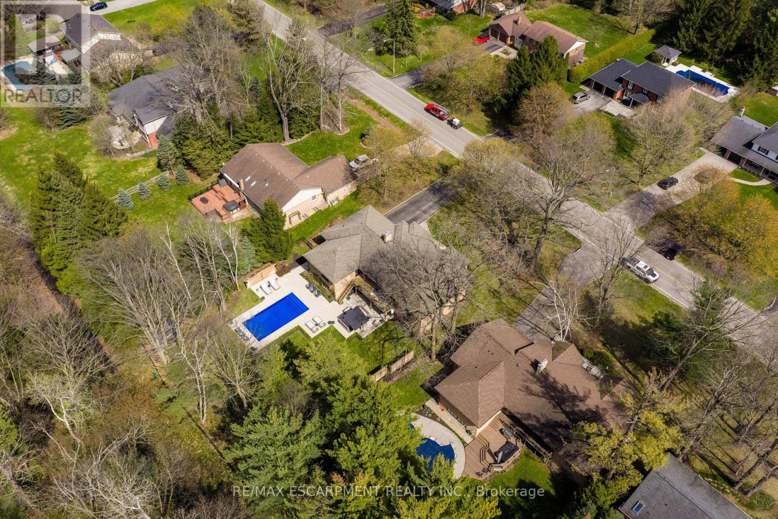 54 Acredale Drive, Hamilton, Ontario  L0R 1H0 - Photo 49 - X13083664