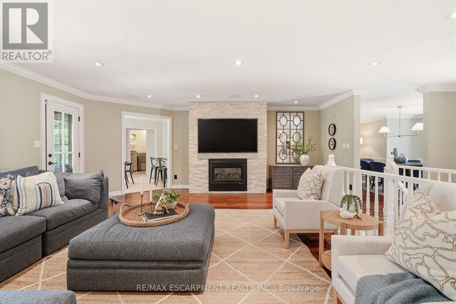 54 Acredale Drive, Hamilton, Ontario  L0R 1H0 - Photo 6 - X13083664