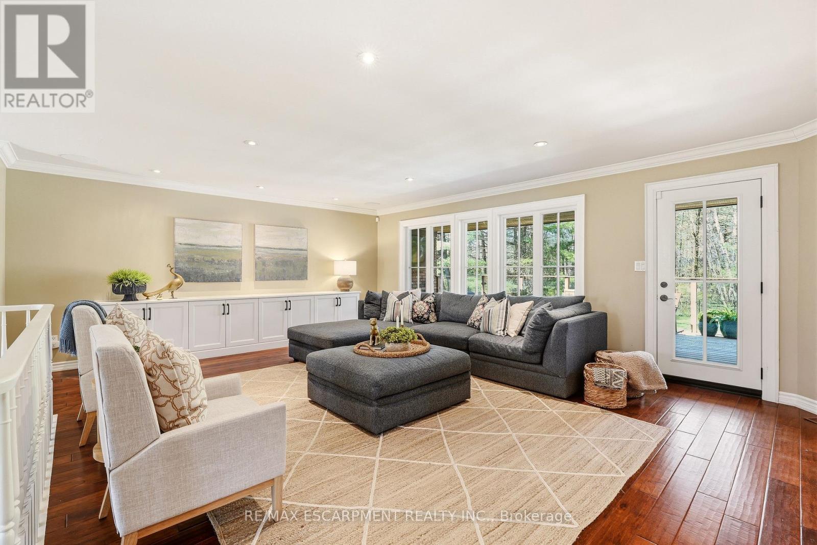 54 Acredale Drive, Hamilton, Ontario  L0R 1H0 - Photo 7 - X13083664