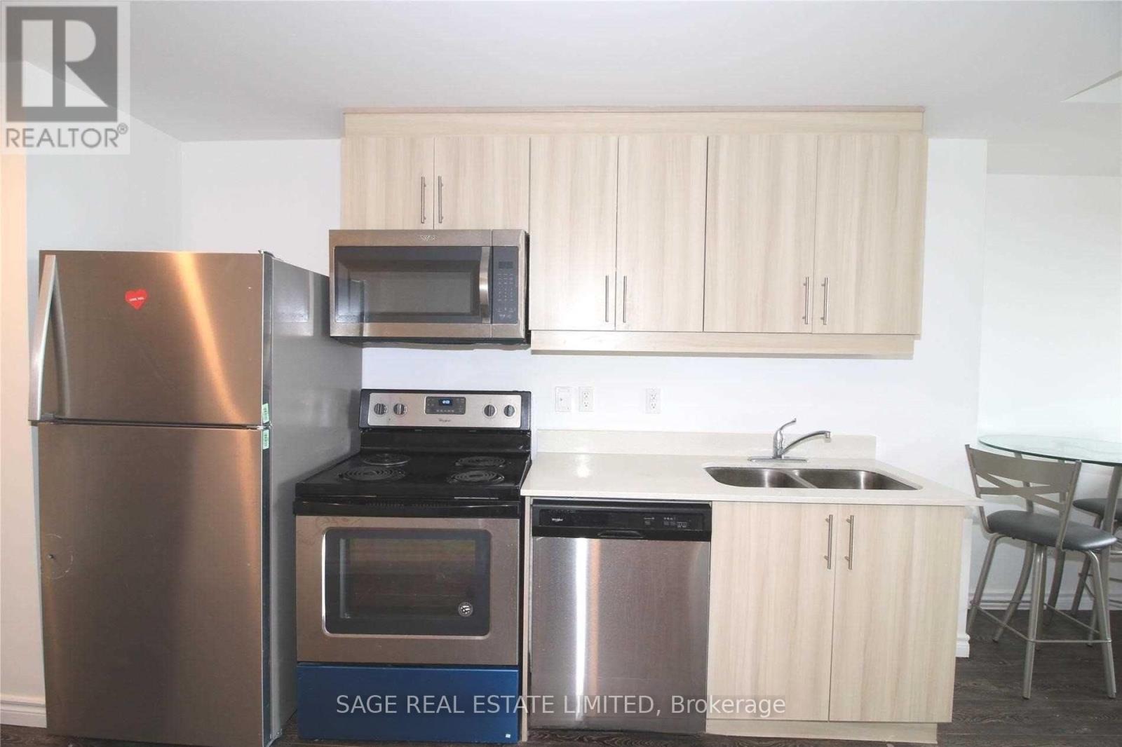 2002 - 158 King Street N, Waterloo, Ontario  N2J 2Y2 - Photo 6 - X13083886