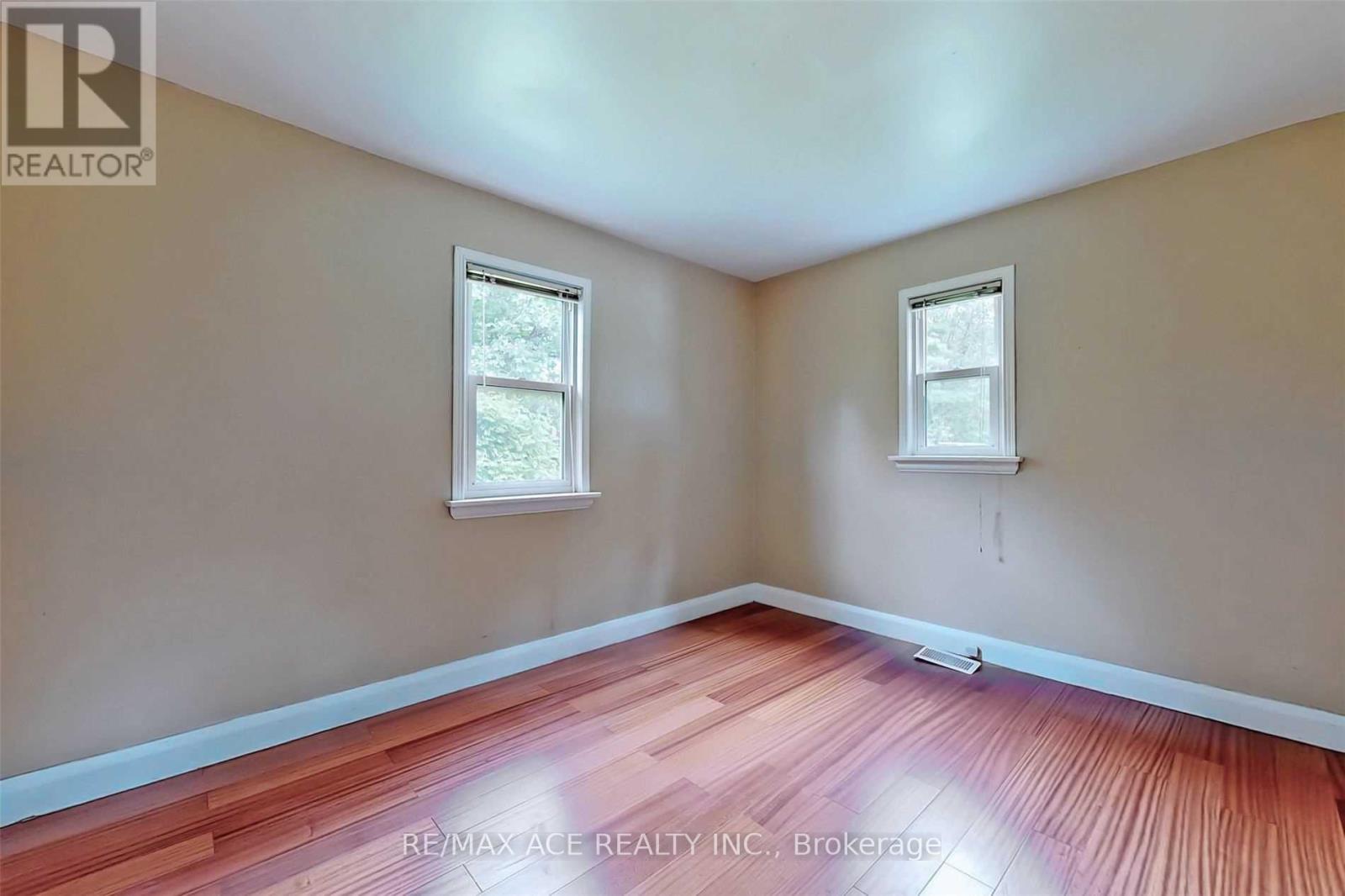 112 Bridge Street W, Waterloo, Ontario  N2K 1K9 - Photo 13 - X13083904