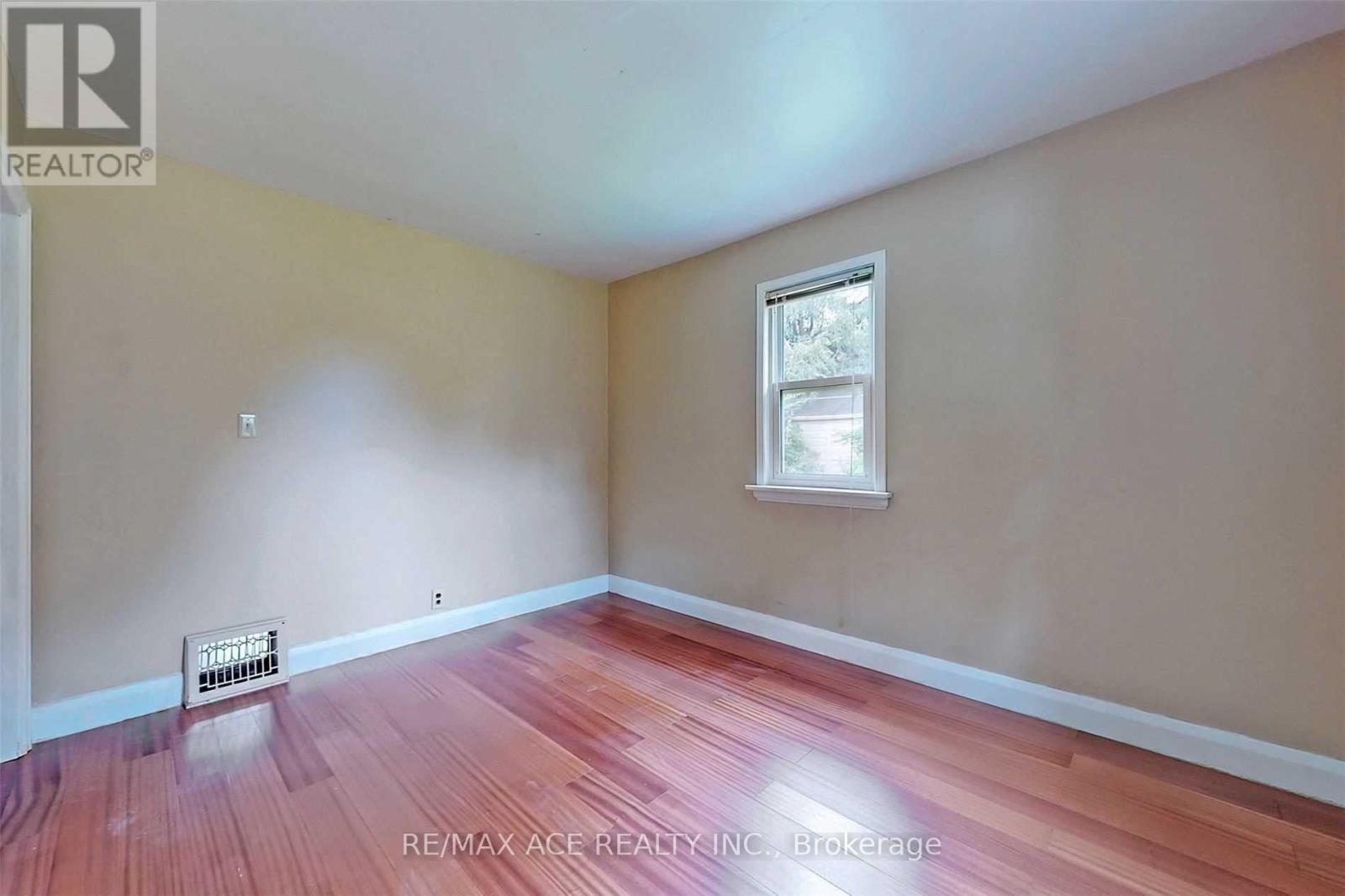 112 Bridge Street W, Waterloo, Ontario  N2K 1K9 - Photo 14 - X13083904