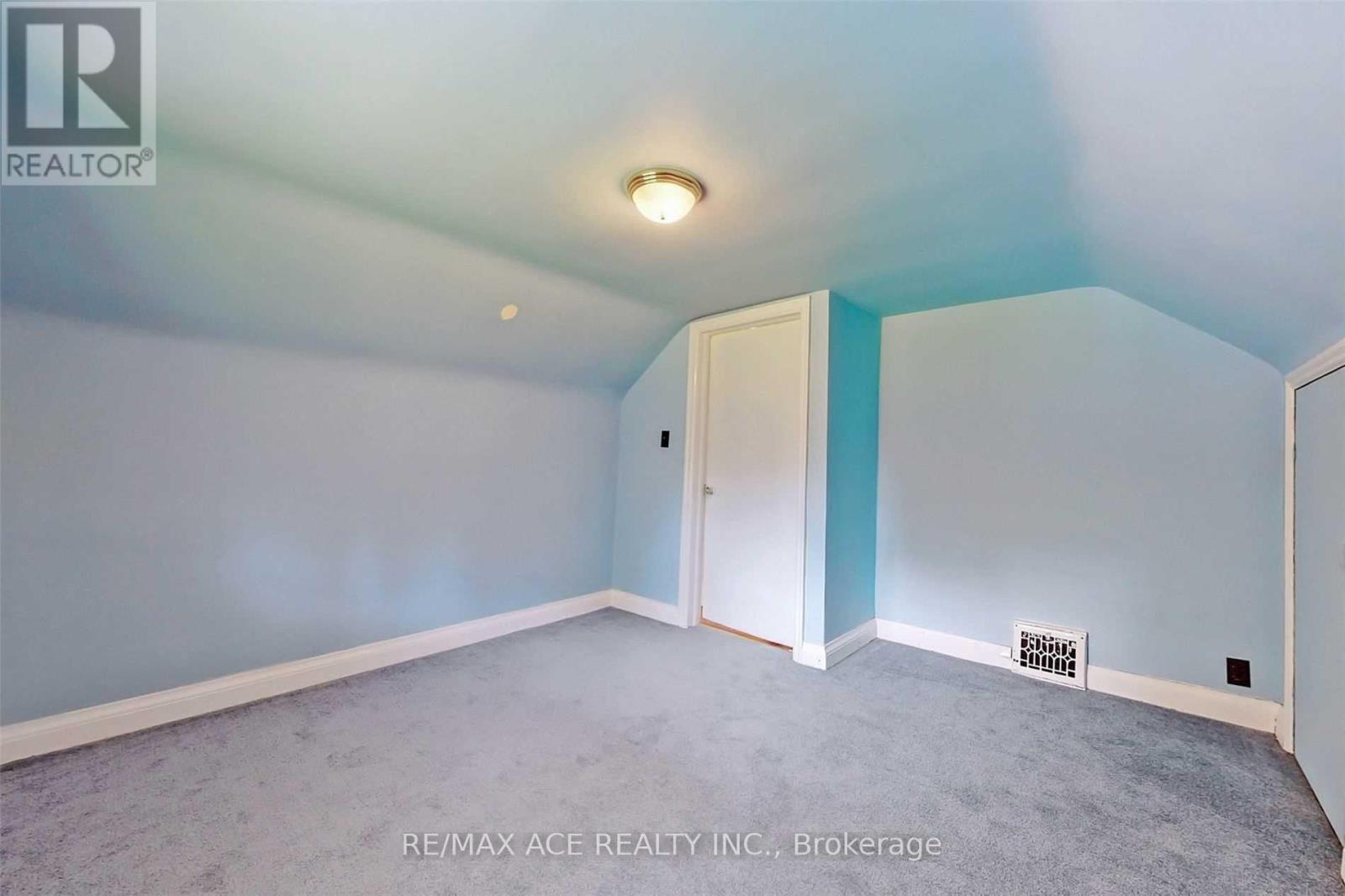 112 Bridge Street W, Waterloo, Ontario  N2K 1K9 - Photo 28 - X13083904