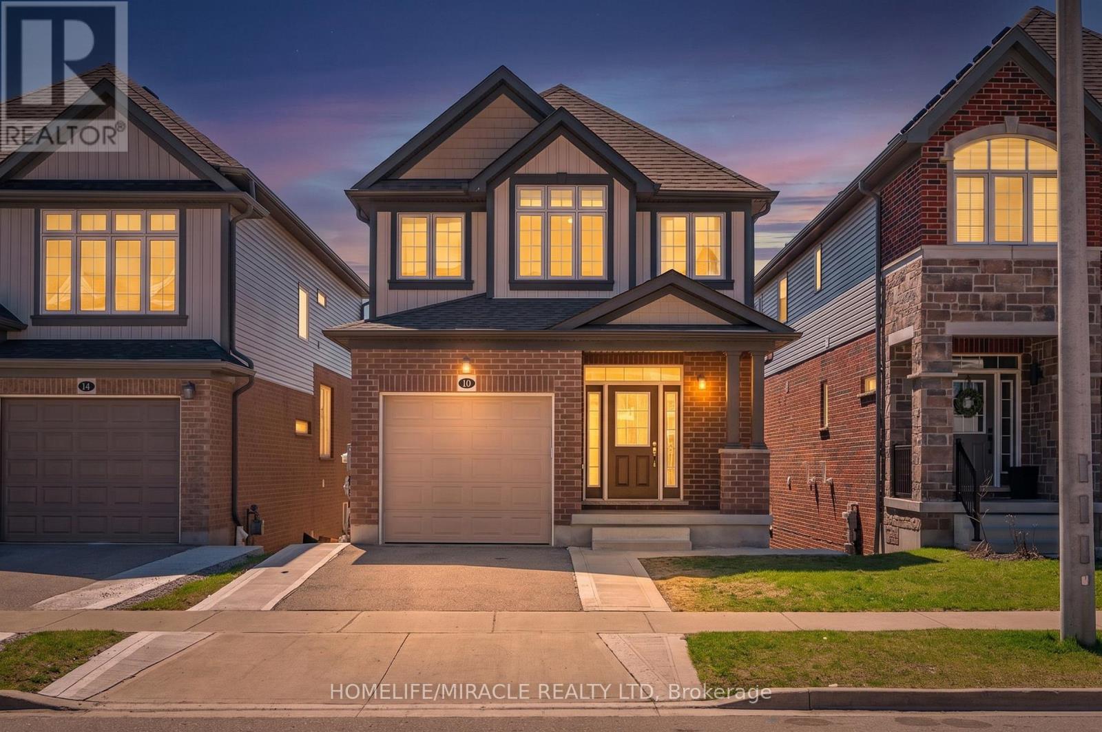 10 SPORTSMAN HILL STREET, Kitchener, Ontario