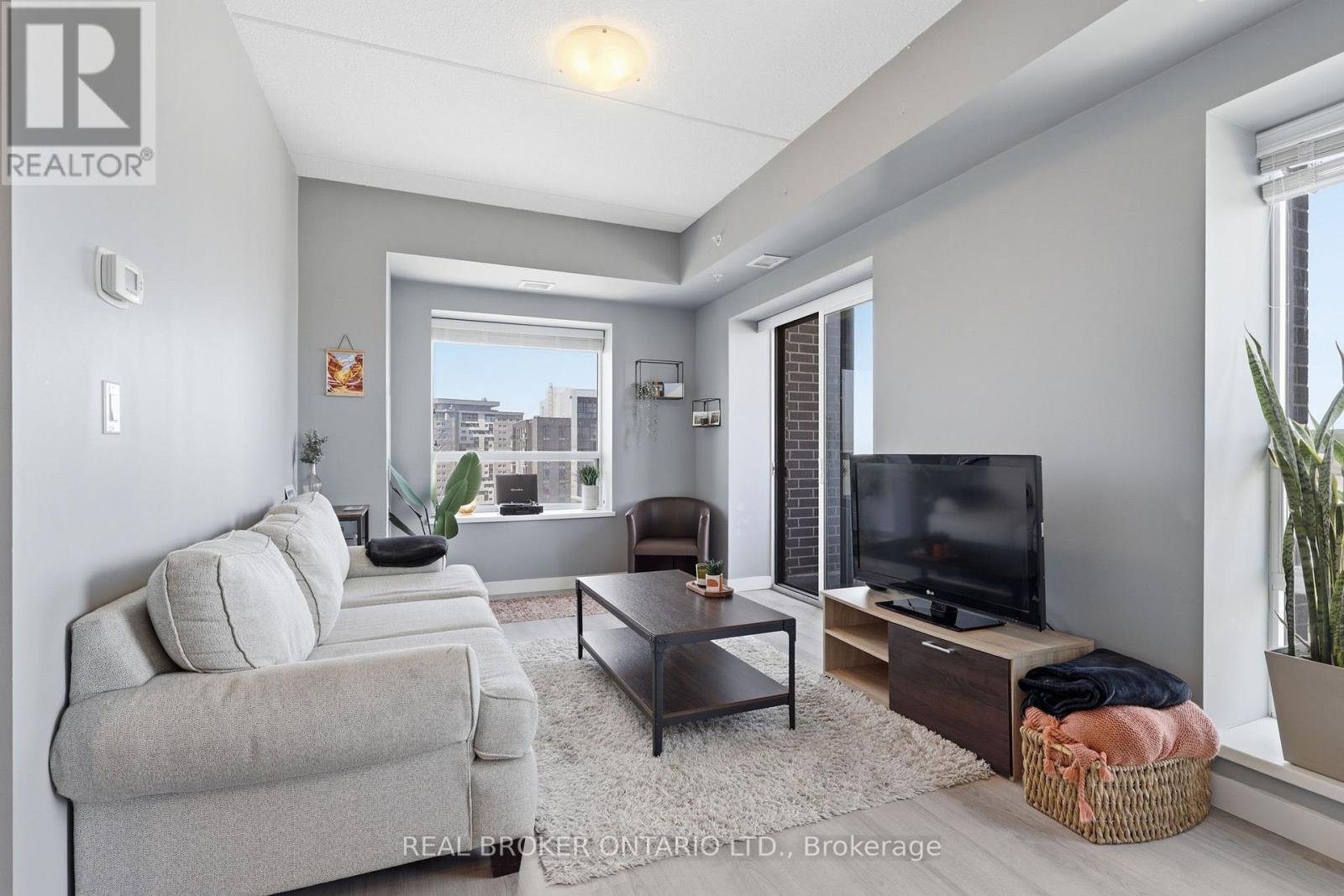1905 - 318 Spruce Street, Waterloo, Ontario  N2L 0E9 - Photo 10 - X13083954
