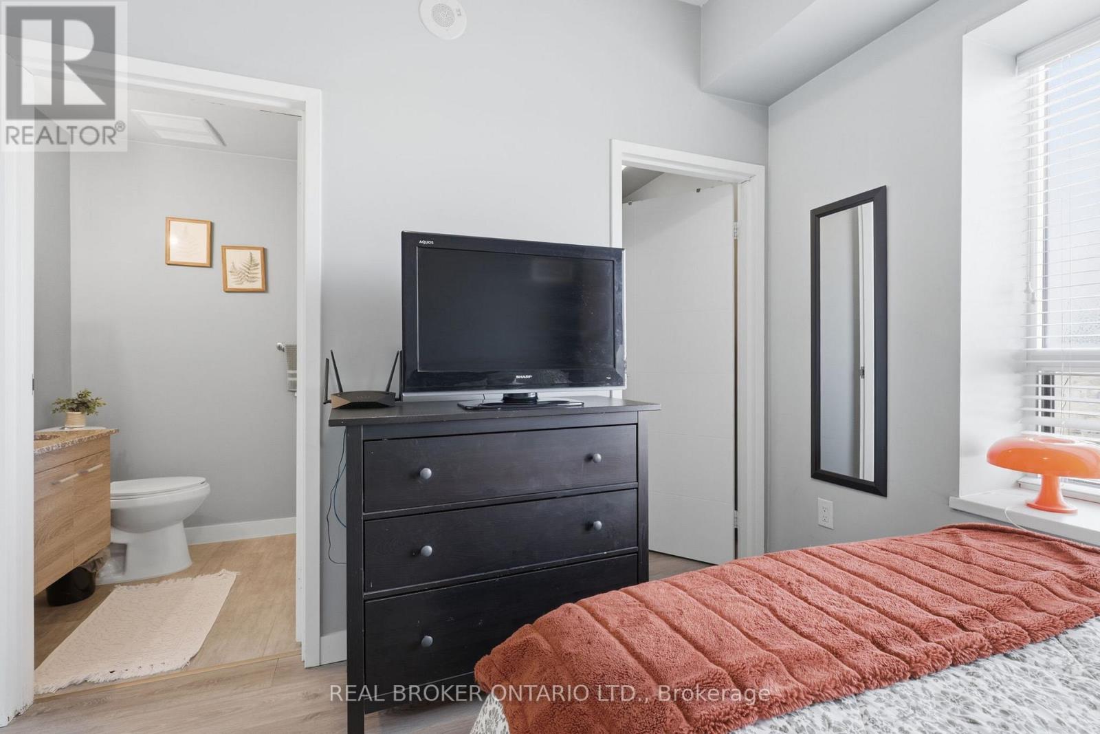 1905 - 318 Spruce Street, Waterloo, Ontario  N2L 0E9 - Photo 16 - X13083954