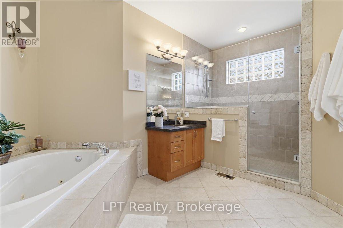 1879 Appleview Road, Pickering, Ontario  L1V 1T7 - Photo 17 - E12925884