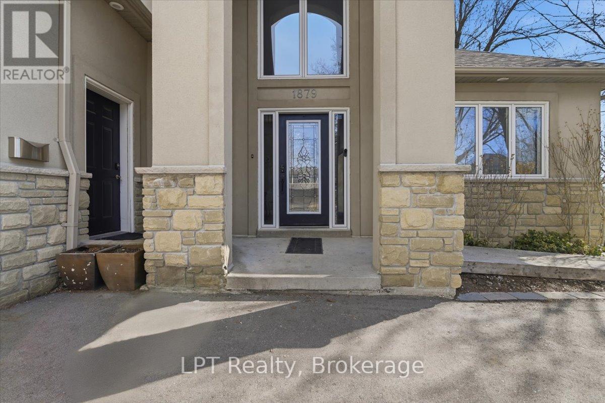 1879 Appleview Road, Pickering, Ontario  L1V 1T7 - Photo 2 - E12925884