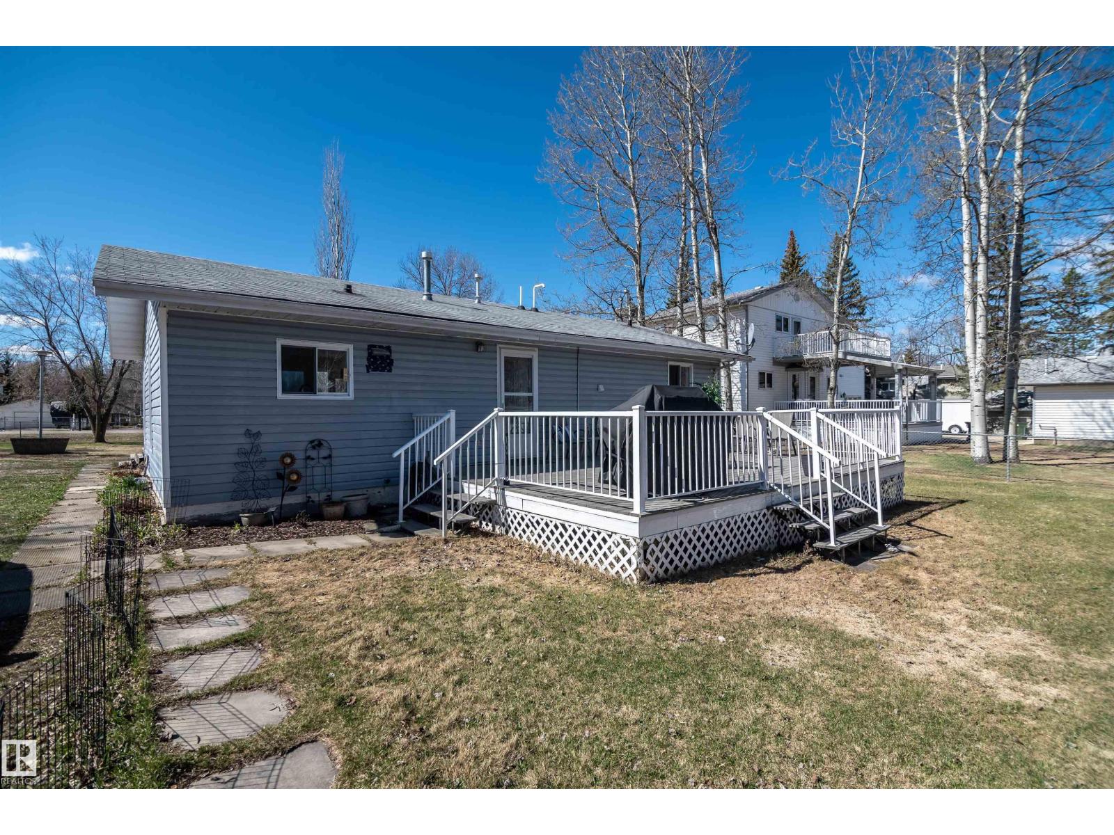 4912 49a Av, Rural Lac Ste. Anne County, Alberta  T0E 0A0 - Photo 7 - E4485736