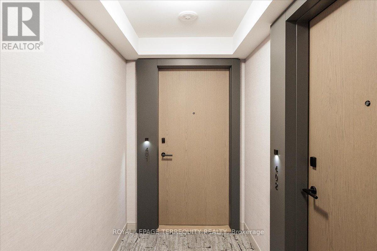 401 - 10 Eva Road, Toronto, Ontario  M9C 1E8 - Photo 3 - W13079758