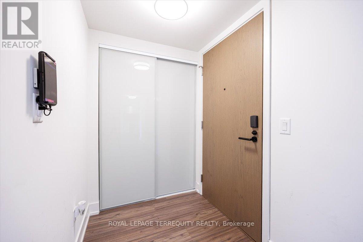 401 - 10 Eva Road, Toronto, Ontario  M9C 1E8 - Photo 5 - W13079758